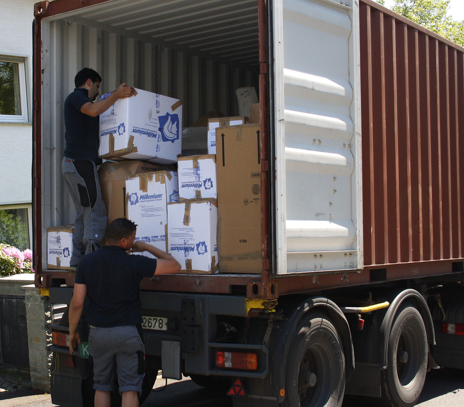 Containerbeladung IMG 2132